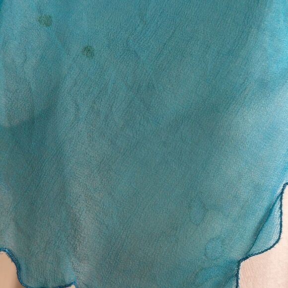 Vtg 60s Regal Aqua/turquoise triple sheer rayon neck scarf with scalloped edges - Picture 2 of 7